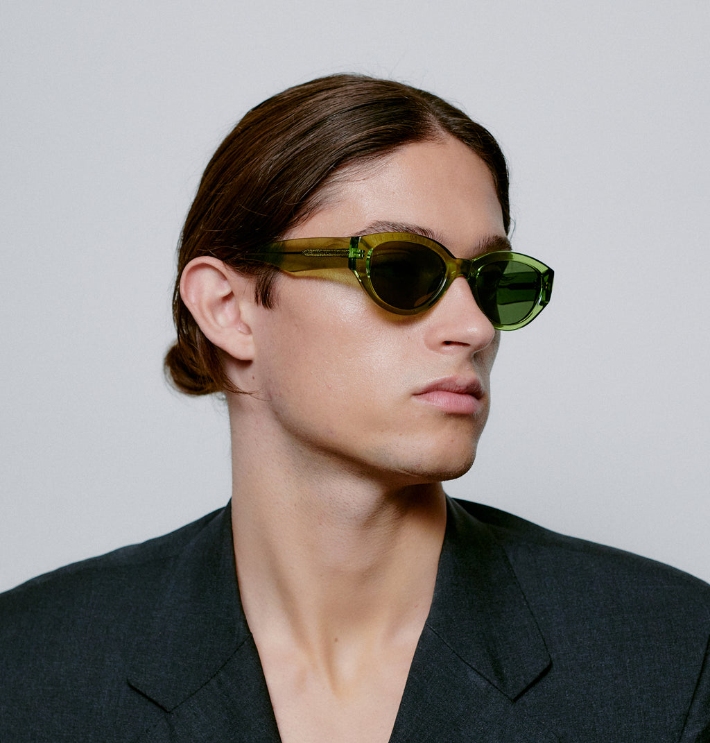 A.KJÆRBEDE Sonnenbrille Winnie Light Olive Transparent