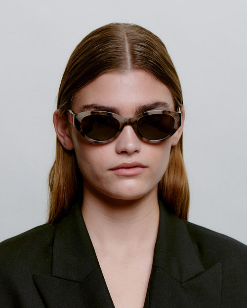 A.KJÆRBEDE Sonnenbrille Winnie Cookie Dough