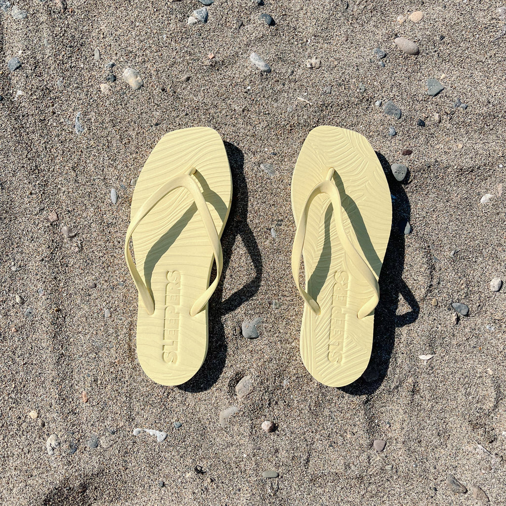 SLEEPERS Tapered Flip Flop - mellow yellow