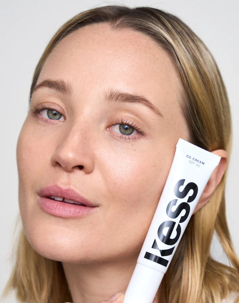 KESS BERLIN CC Cream - Light