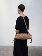 ÖLEND Dumpling Bag Suede - dust pink