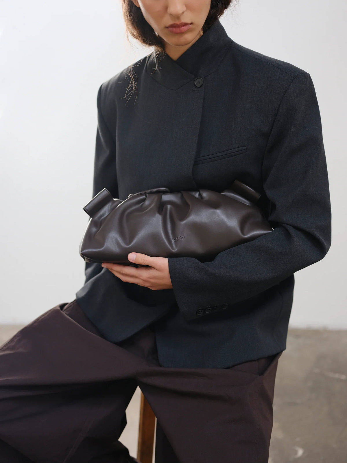 ÖLEND Dumpling Bag - dark chocolate