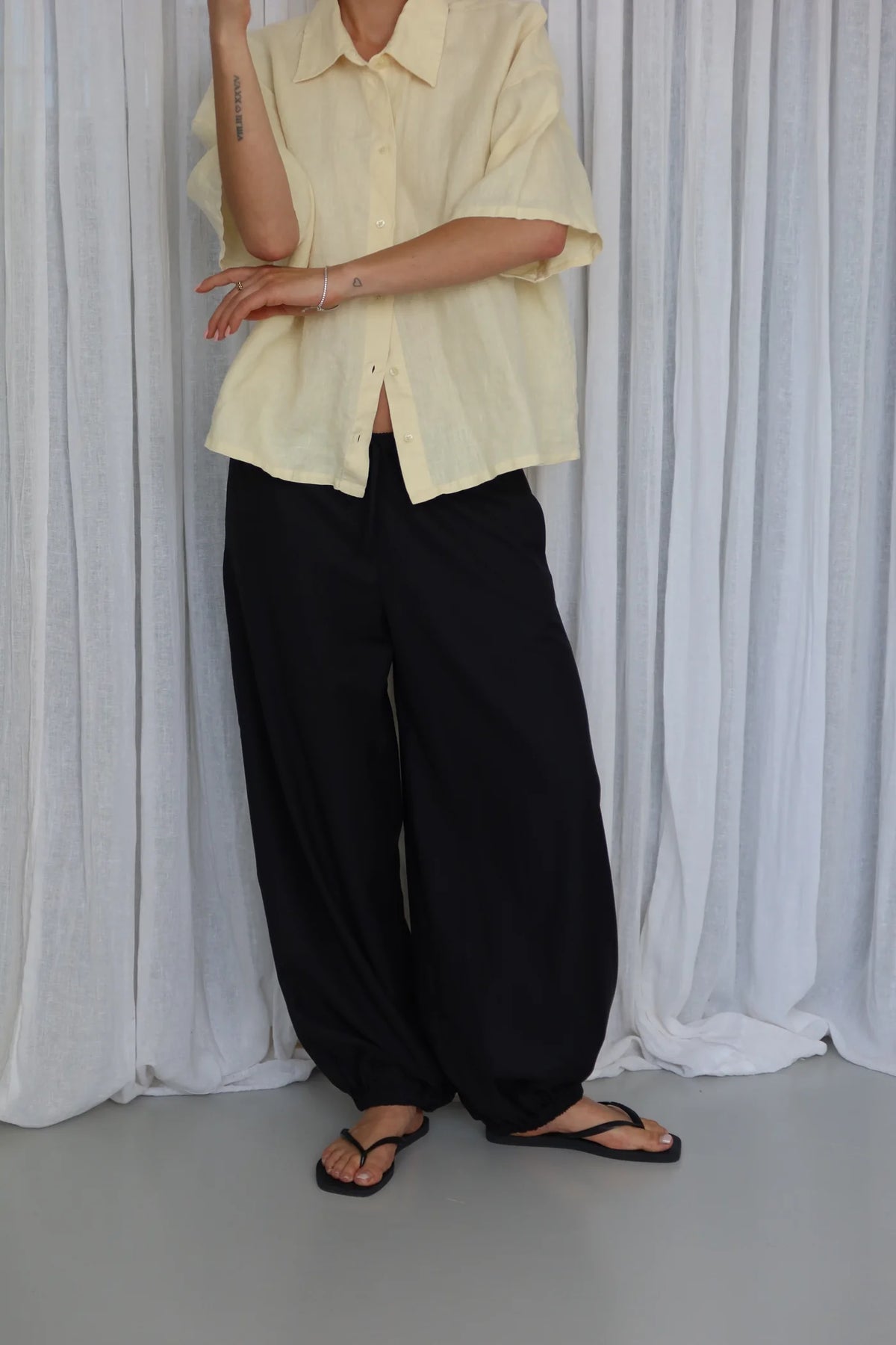 SOHO STUDIOS TONI LINEN BLOUSE butter yellow