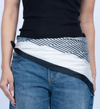 SUI AVA Classic Patterned Scarf - black