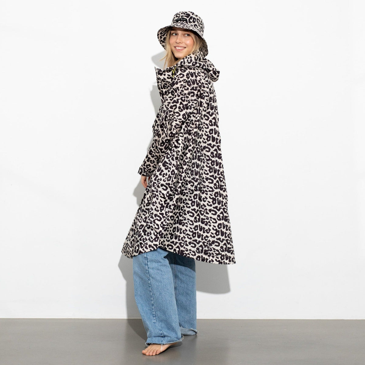 VIVI MARI Raincoat Leo Splashes in der Farbe black/sand