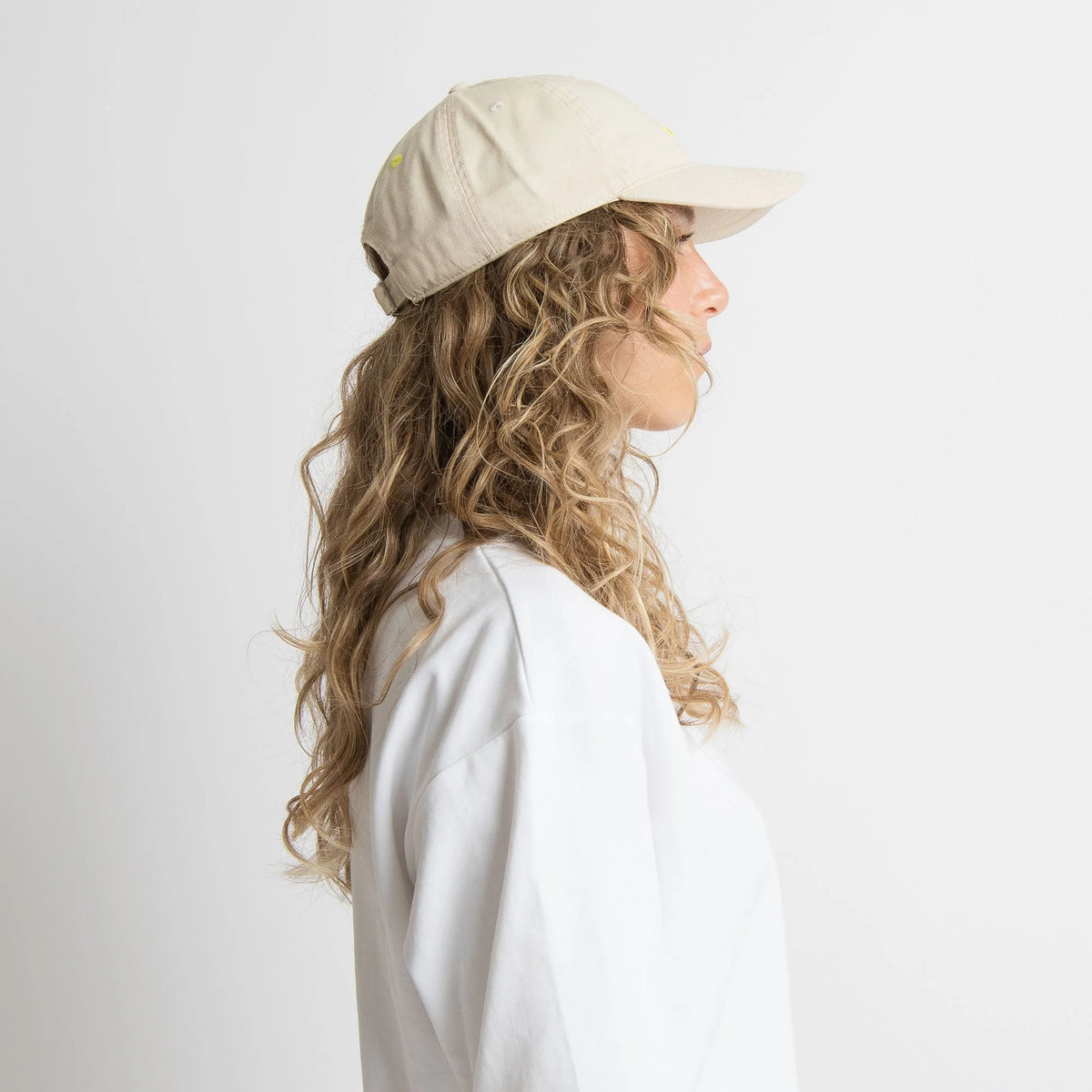 VIVI MARI Cap solid sand/yellow