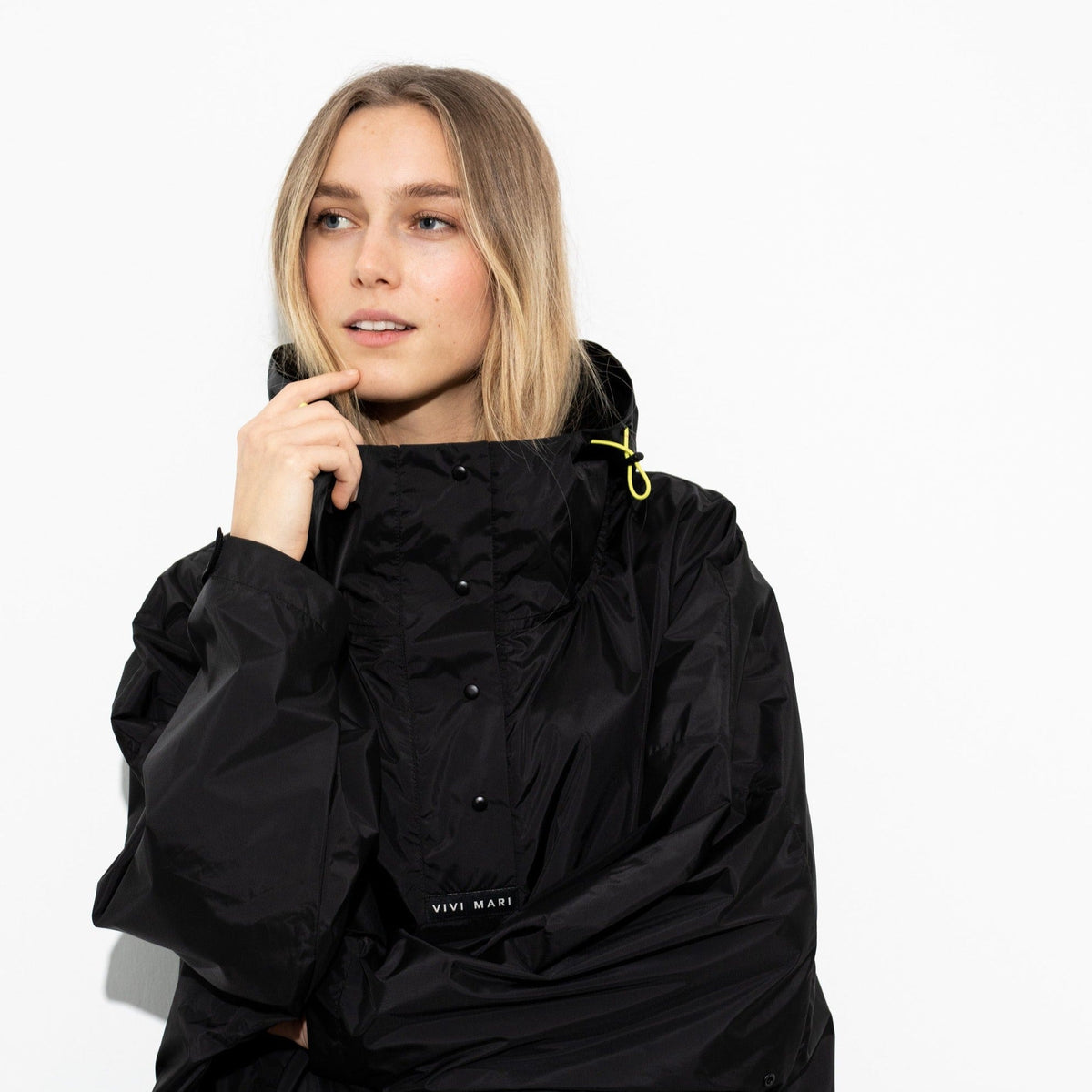VIVI MARI Raincoat solid black