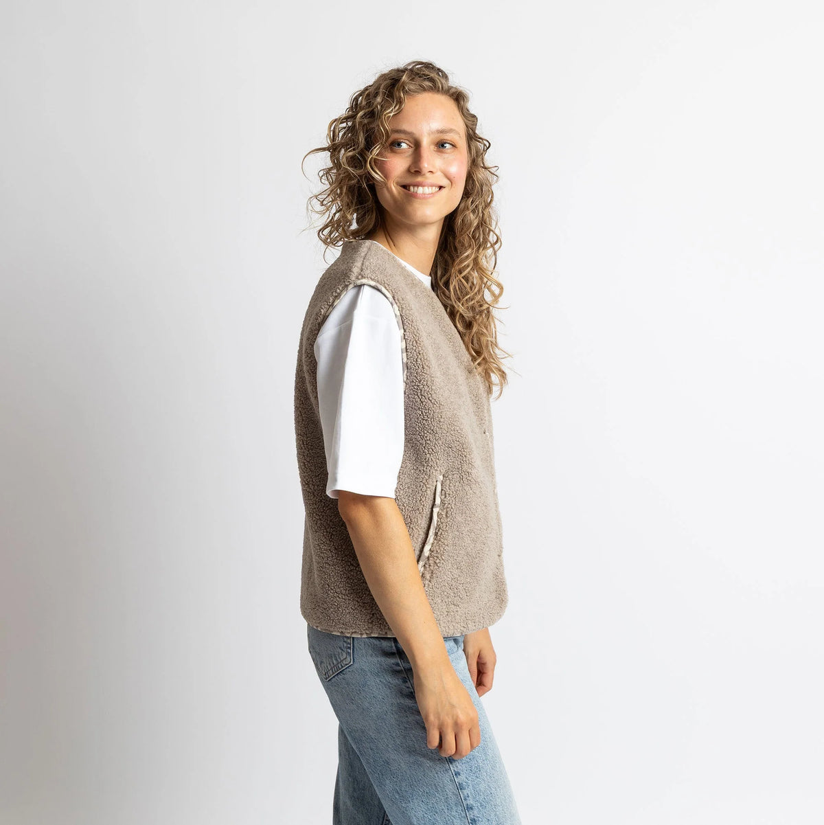 VIVI MARI Teddy Fleece Vest - mushroom
