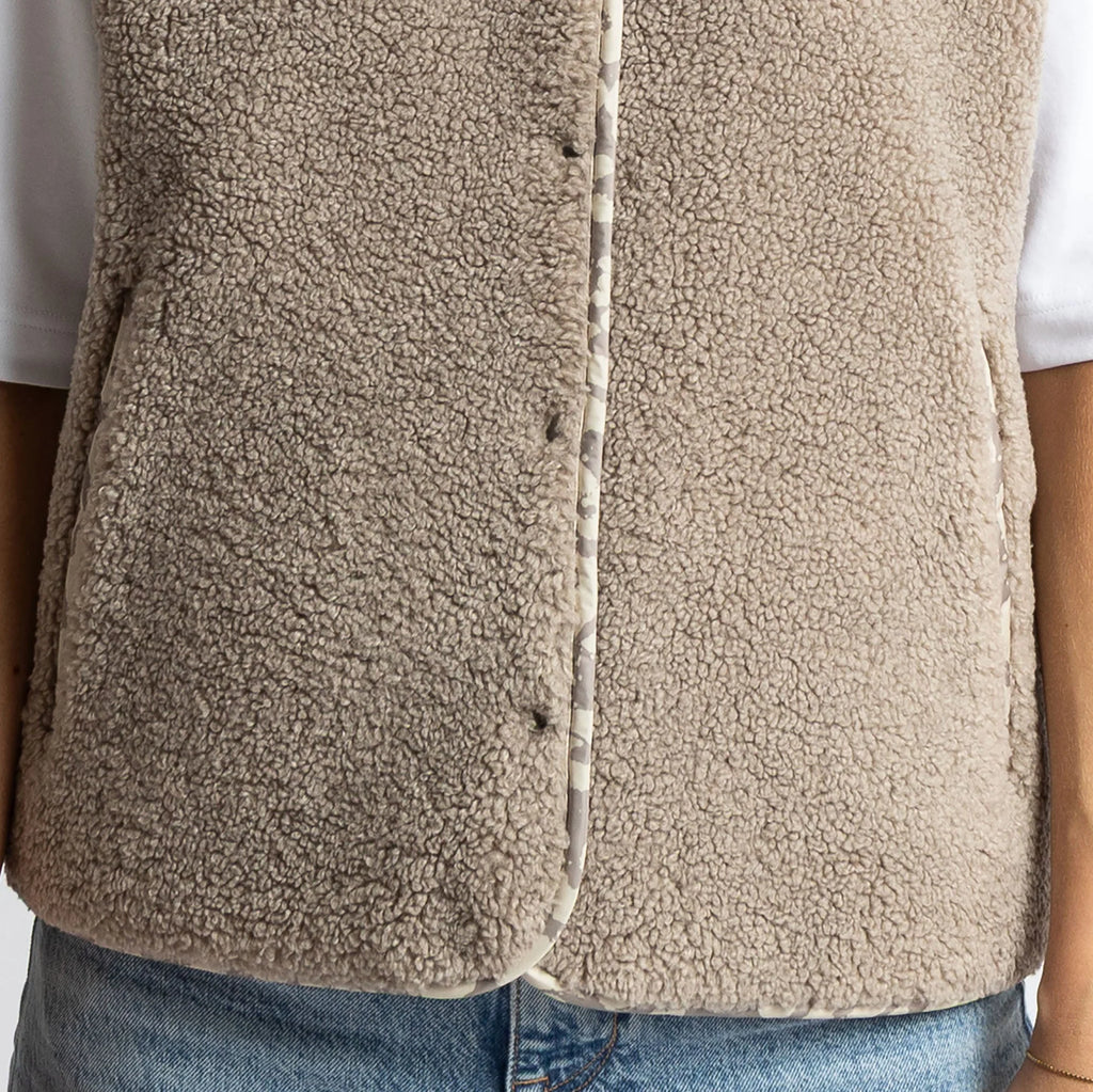 VIVI MARI Teddy Fleece Vest - mushroom
