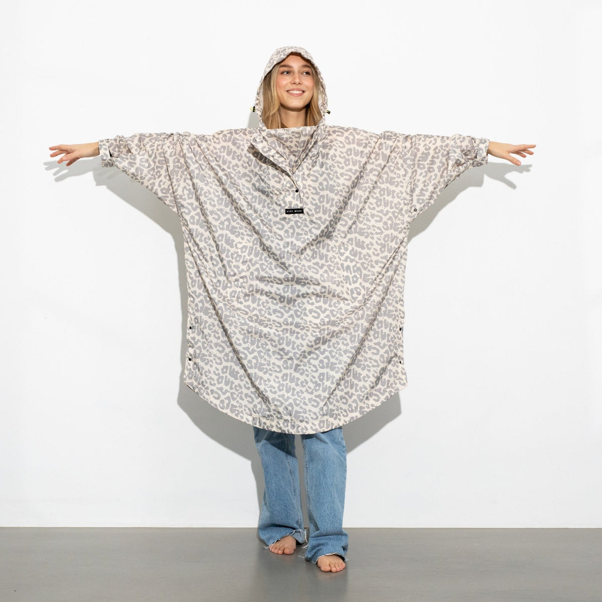 VIVI MARI Raincoat Leo Splashes Grey/Sand